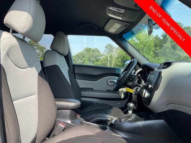 Used 2018 Kia Soul Base image 13