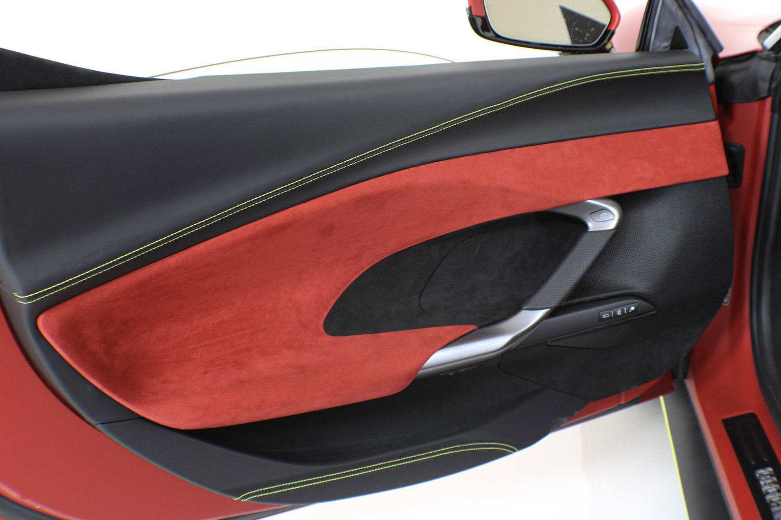 Used 2024 Ferrari 296 GTS RWD image 27