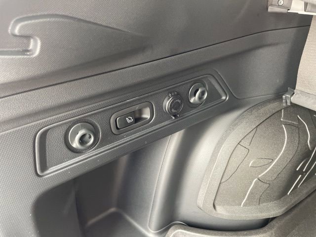 Used 2025 Subaru Forester Wilderness image 34