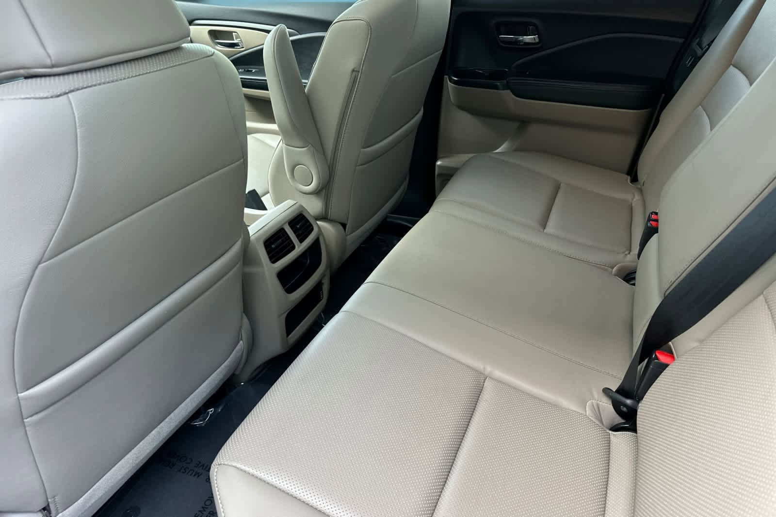 Used 2019 Honda Ridgeline RTL-T image 4