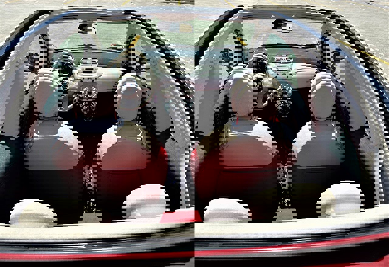 Used 2015 FIAT 500 Pop image 18