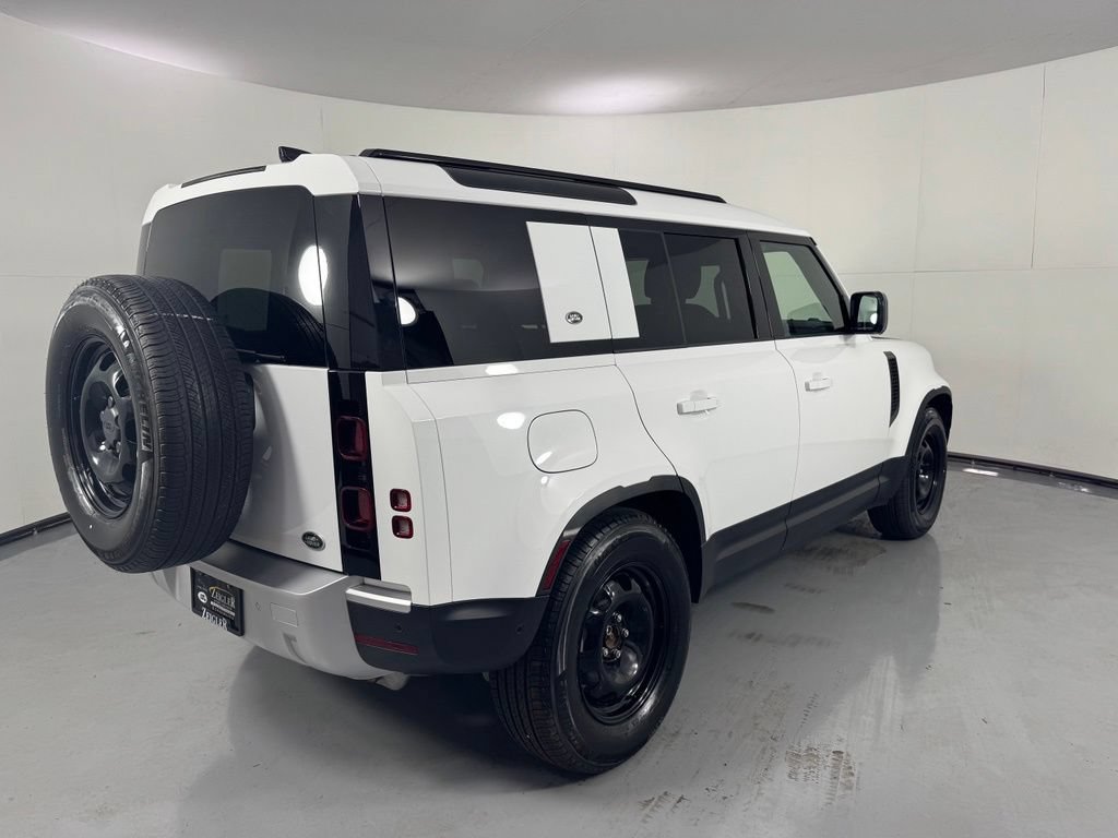 Used 2022 Land Rover Defender 110 AWD/4WD image 5