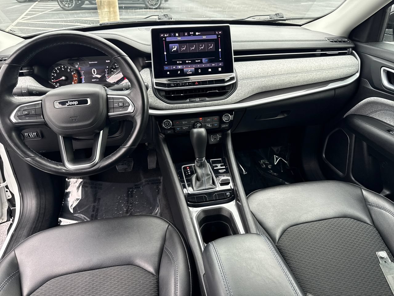 Used 2022 Jeep Compass Latitude w/ Convenience Group AWD/4WD image 14