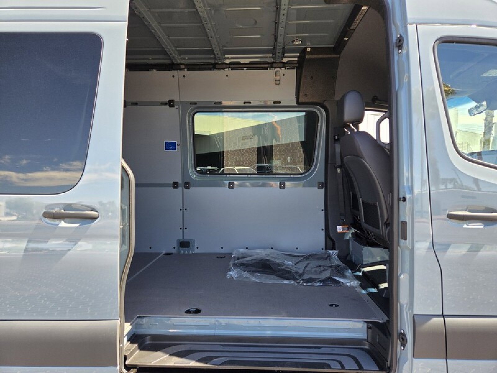 New 2026 Mercedes-Benz Sprinter 2500 image 15