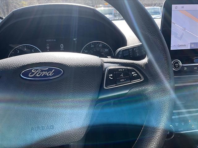 Used 2022 Ford EcoSport SE w/ SE Convenience Package image 25