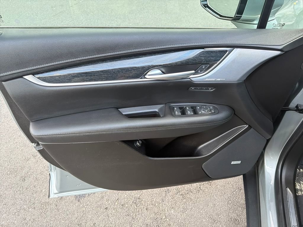 Certified 2023 Cadillac XT5 Premium Luxury w/ LPO, Floor Liner Package AWD/4WD image 3