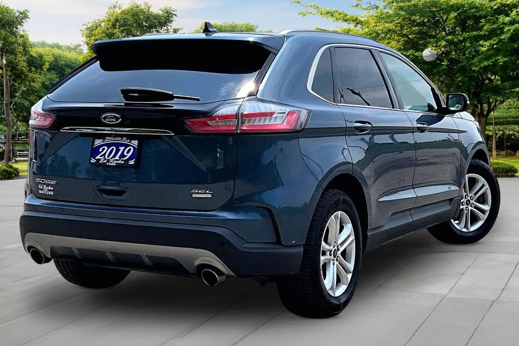 Used 2019 Ford Edge SEL w/ Equipment Group 201A AWD/4WD image 12