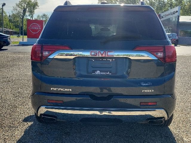 Used 2019 GMC Acadia Denali w/ Technology Package AWD/4WD image 17