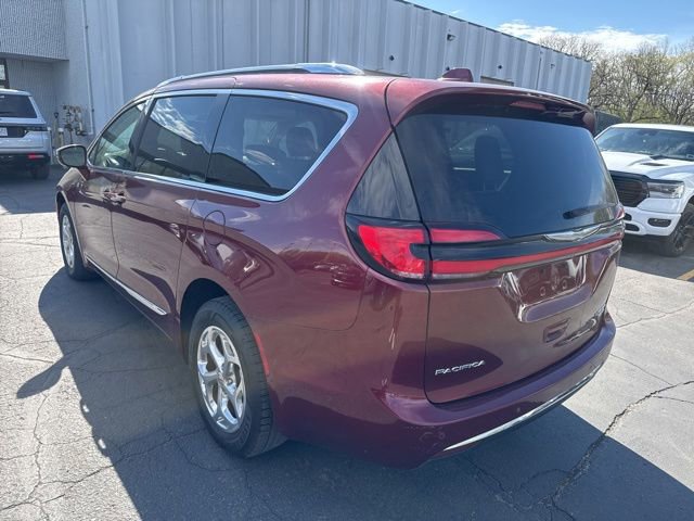 Used 2021 Chrysler Pacifica Limited w/ Premium & Safety Sphere Group AWD/4WD image 8