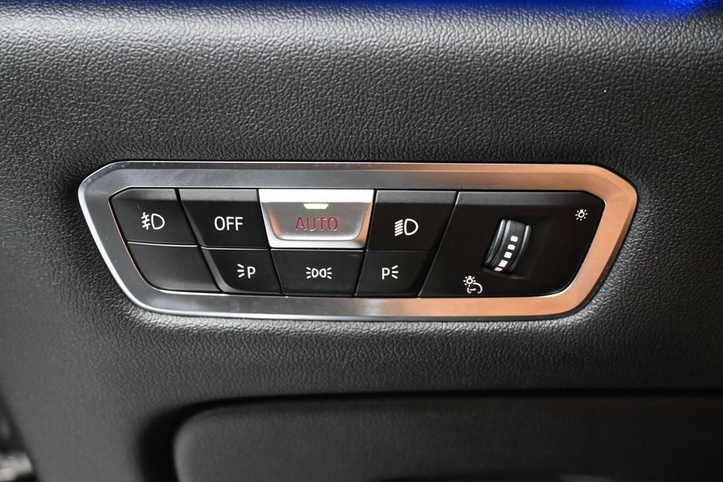 Used 2019 BMW X7 xDrive40i w/ Premium Package AWD/4WD image 19