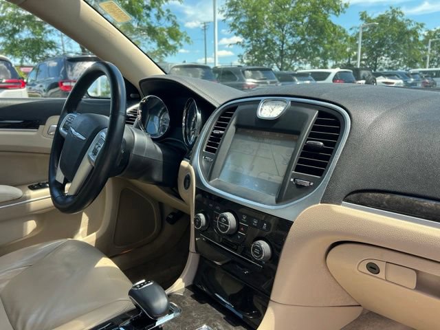 Used 2012 Chrysler 300 Limited RWD image 34