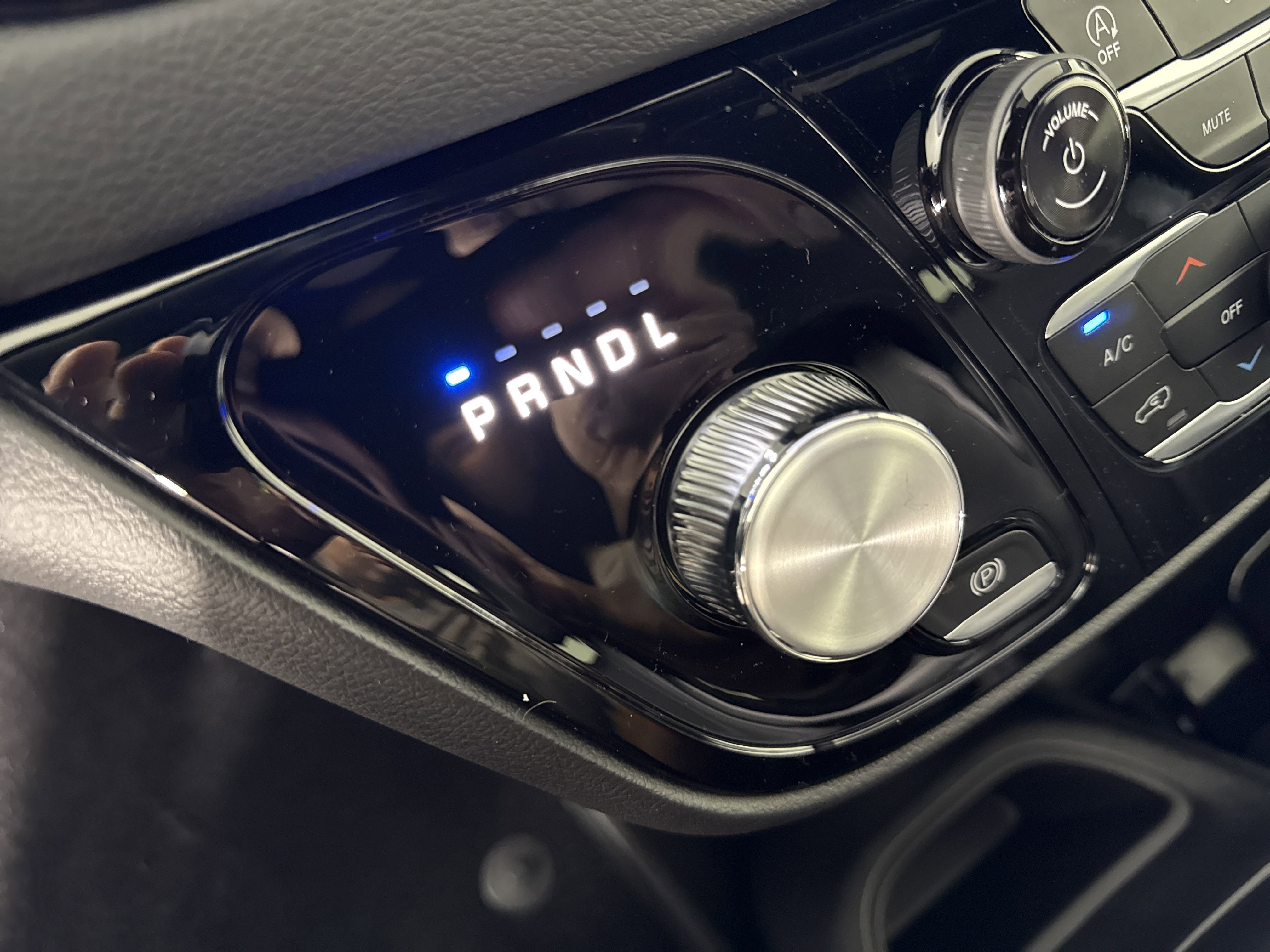 New 2026 Chrysler Voyager LX image 26