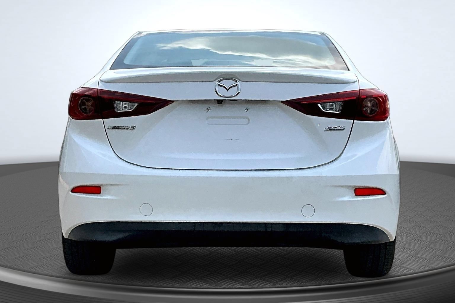 Used 2018 MAZDA MAZDA3 Touring FWD image 6