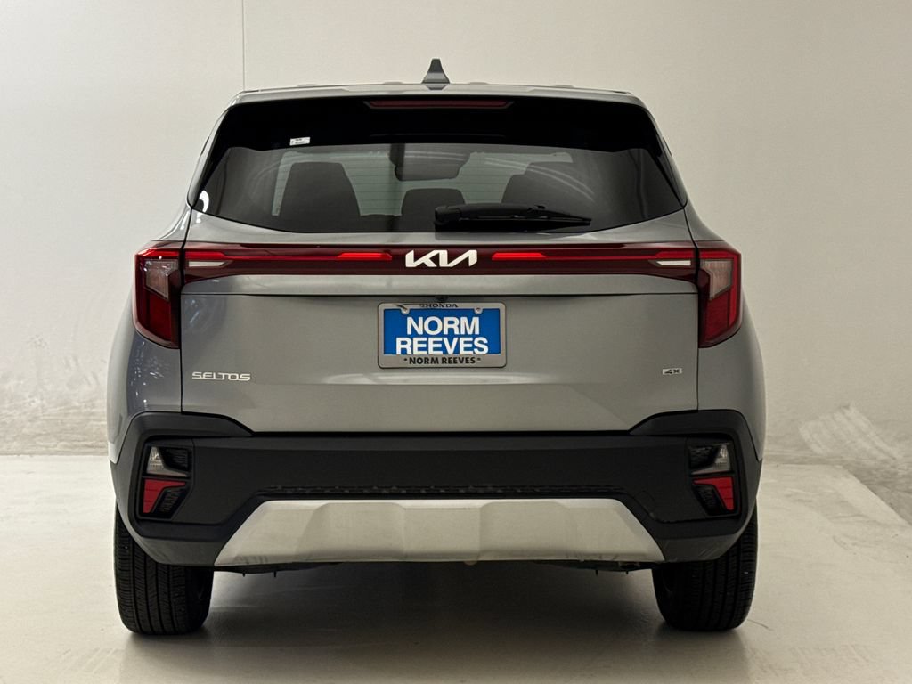 Used 2026 Kia Seltos LX AWD/4WD image 8