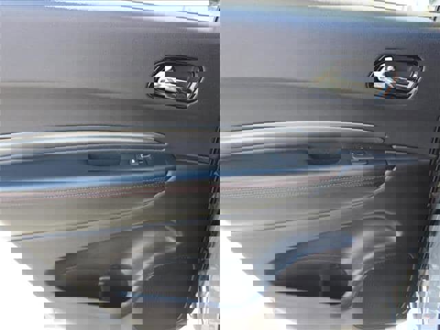 Used 2024 Dodge Durango GT image 33