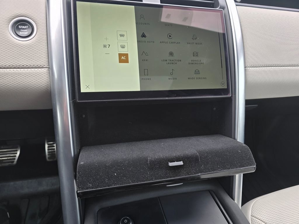 Used 2023 Land Rover Discovery S R-Dynamic image 28