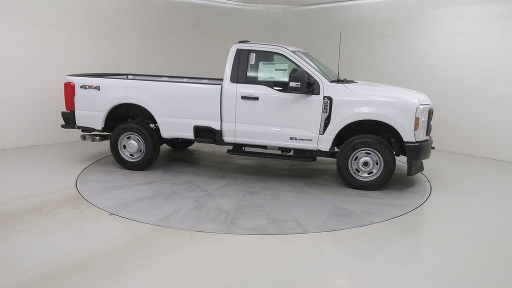 New 2026 Ford F250 XL w/ F-250 >10K GVWR Package image 11
