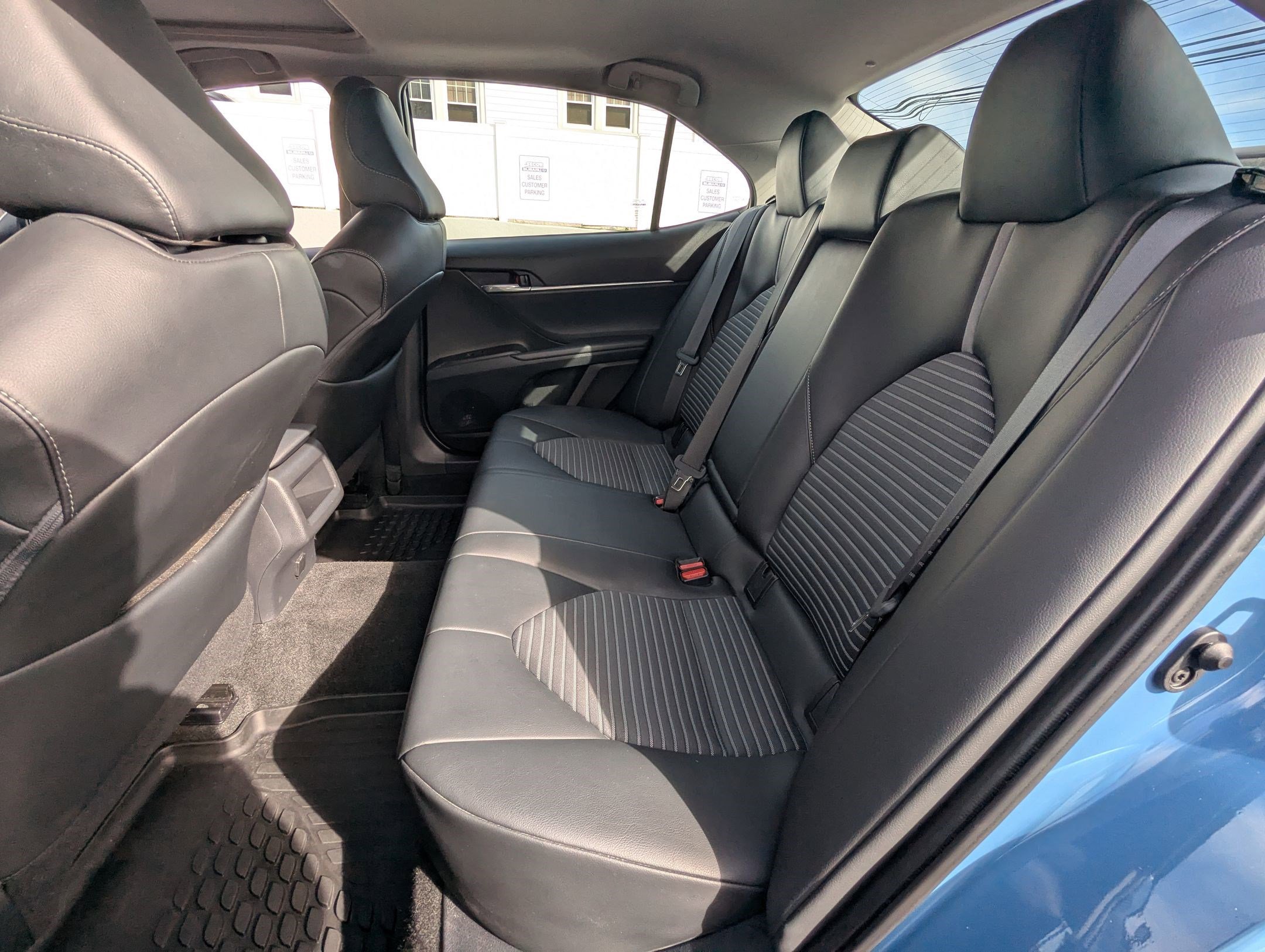 Used 2023 Toyota Camry SE image 20