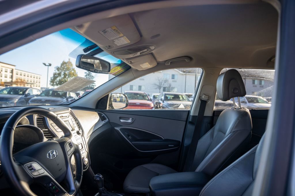 Used 2016 Hyundai Santa Fe Limited image 20