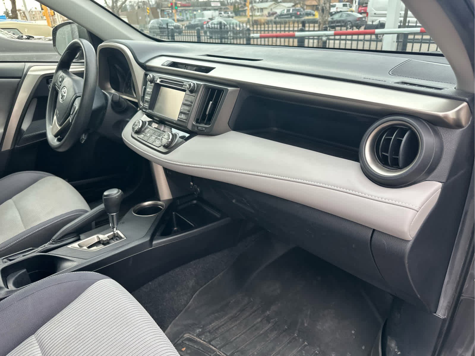 Used 2014 Toyota RAV4 XLE image 11