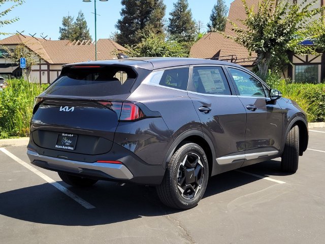New 2026 Kia Sportage EX FWD image 4