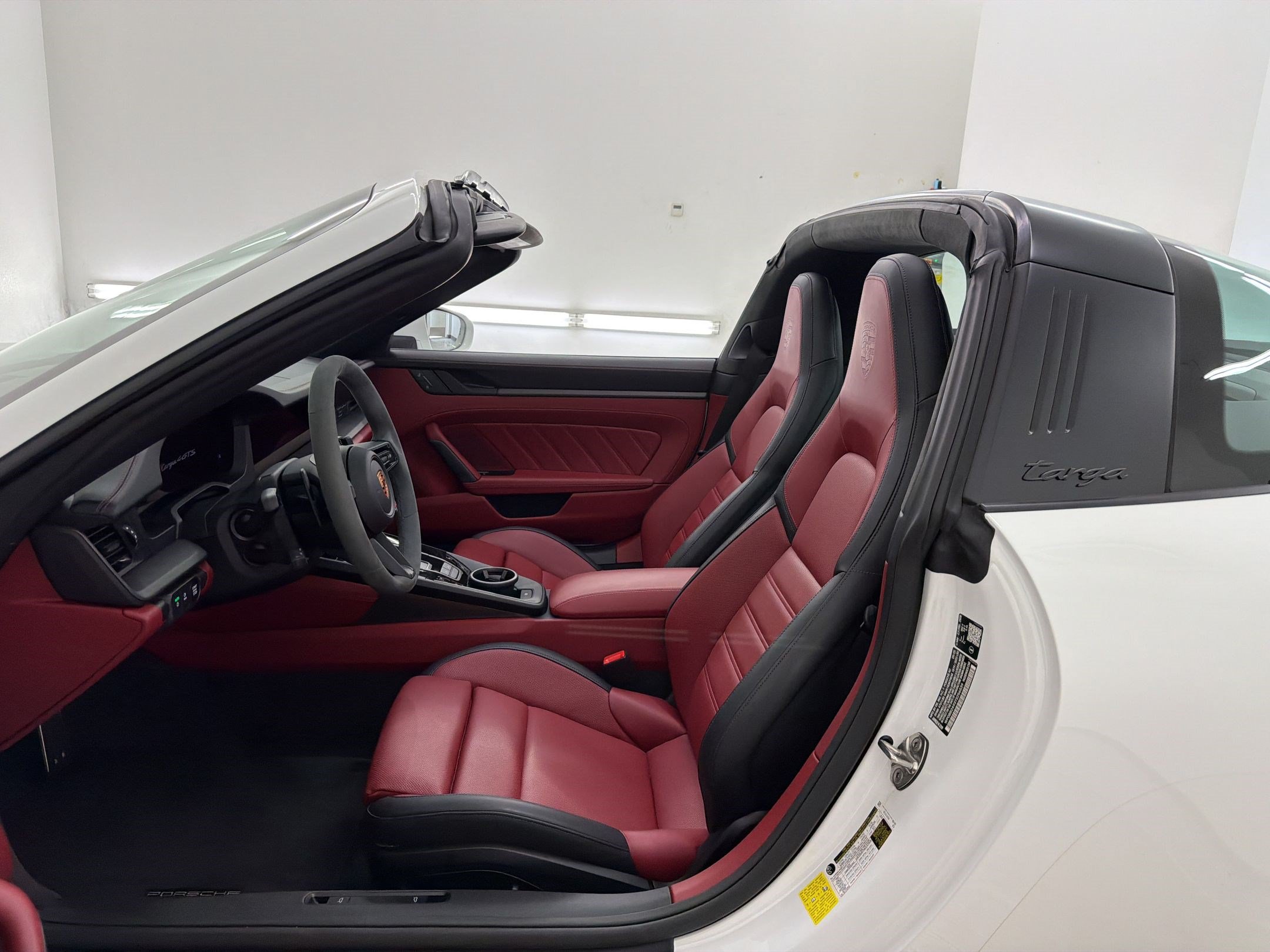 Certified 2026 Porsche 911 Targa 4 GTS AWD/4WD image 5
