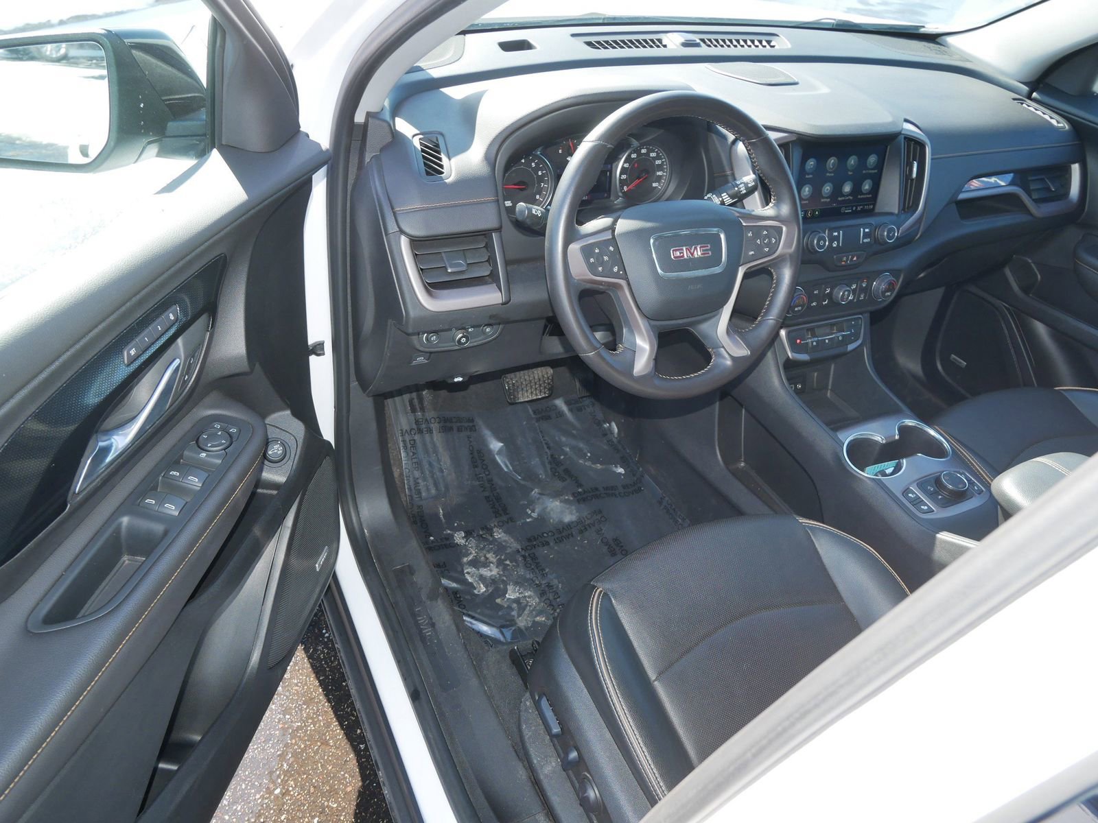 Used 2022 GMC Terrain AT4 w/ Infotainment Package II image 10
