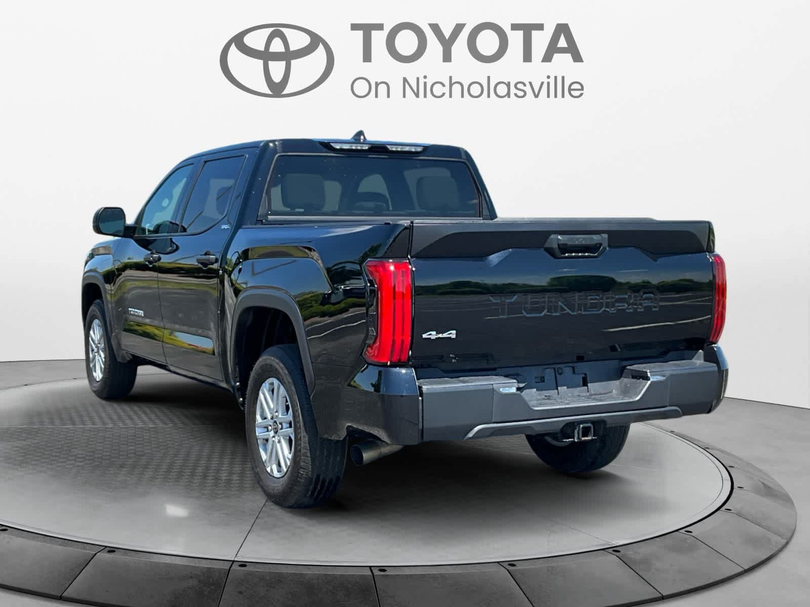 Used 2024 Toyota Tundra SR5 AWD/4WD image 3