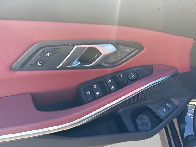 Used 2025 BMW 330i xDrive Sedan image 13
