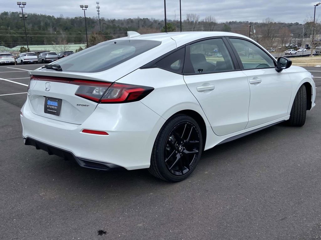 Used 2024 Honda Civic Sport image 3