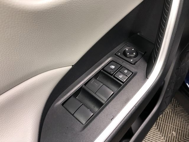 Used 2021 Toyota RAV4 XLE AWD/4WD image 13