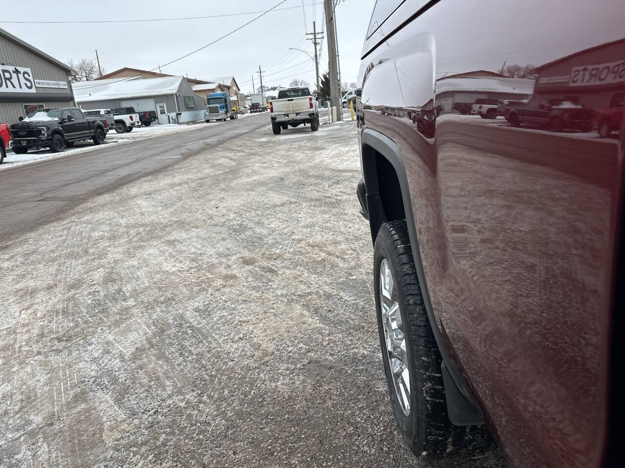 Used 2017 GMC Sierra 2500 Denali w/ Duramax Plus Package AWD/4WD image 26