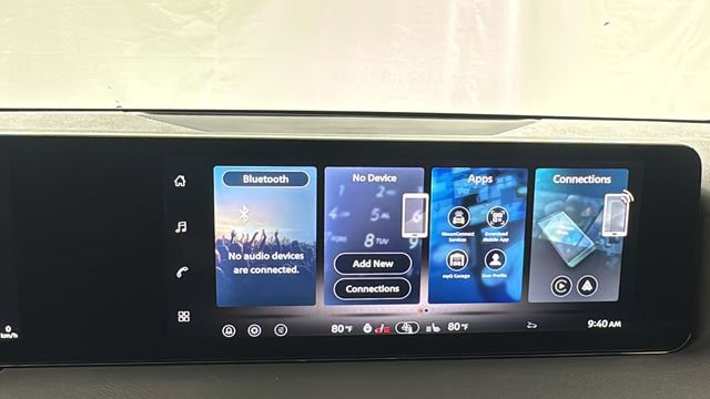 New 2026 Nissan Sentra SR image 22