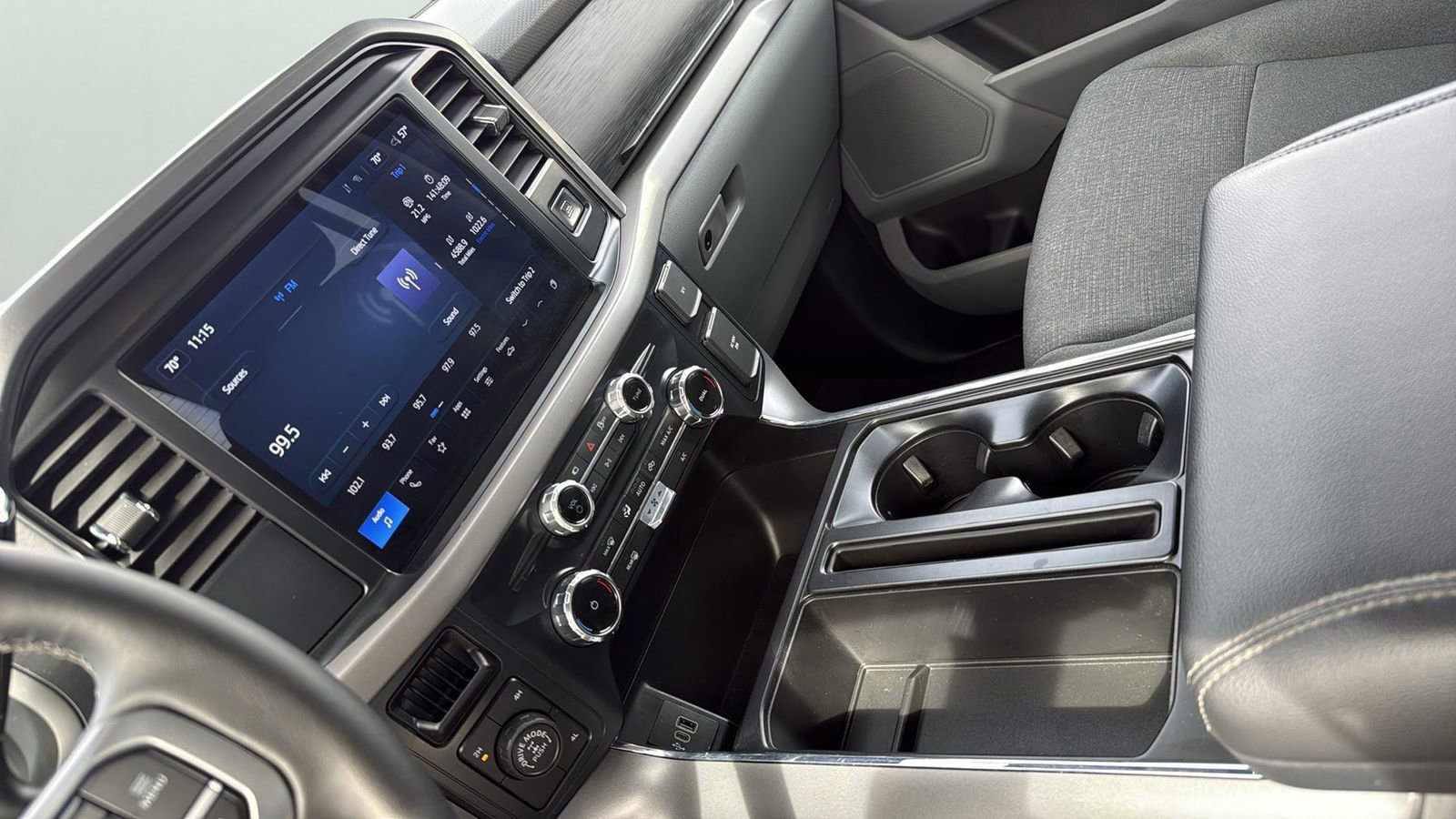 Certified 2025 Ford F150 XLT w/ Equipment Group 301A Standard image 21