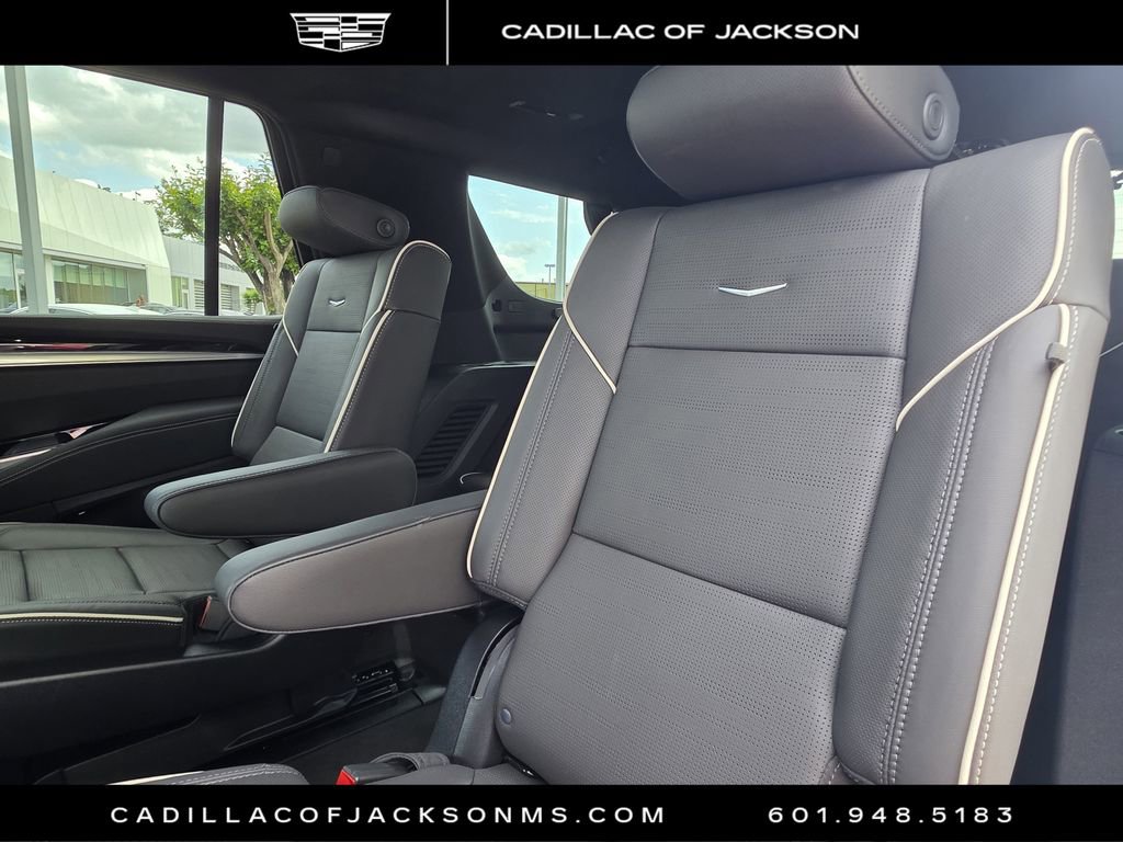 Certified 2026 Cadillac Escalade Sport w/ LPO, ONYX Package AWD/4WD image 26