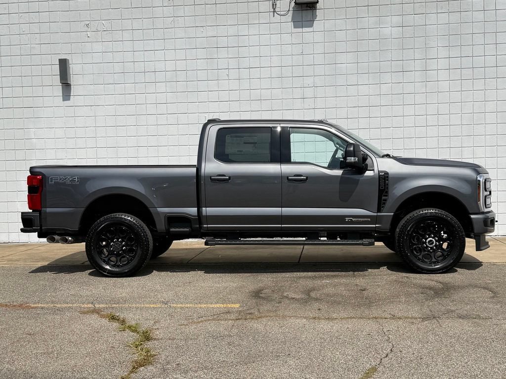 New 2026 Ford F250 XLT w/ XLT Premium Package AWD/4WD image 4