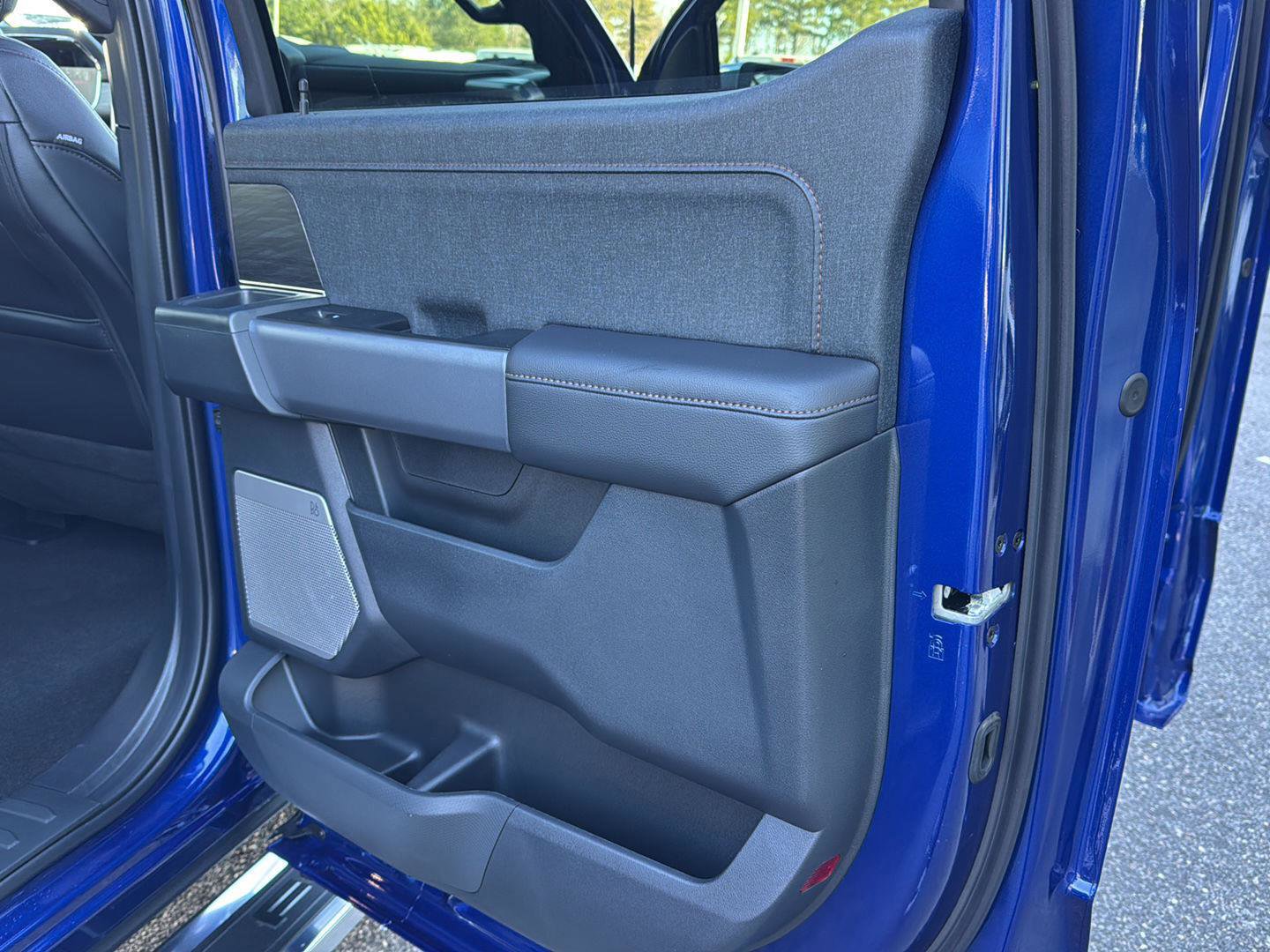 New 2026 Ford F150 Lariat w/ Equipment Group 502A High image 19