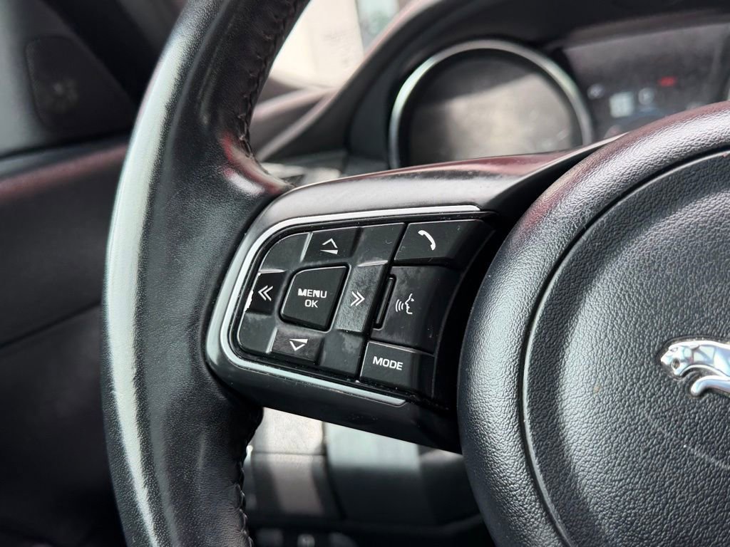 Used 2018 Jaguar E-PACE S AWD/4WD image 16
