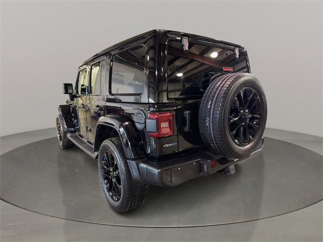 Used 2023 Jeep Wrangler Unlimited Sahara w/ Cold Weather Group image 5