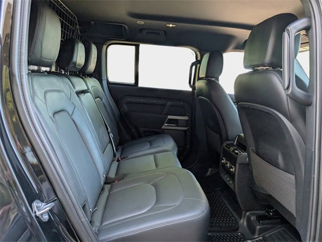 Used 2023 Land Rover Defender 110 S image 13