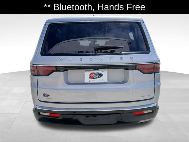 Used 2023 Jeep Wagoneer Series III w/ Preferred Equipment Group AWD/4WD image 6