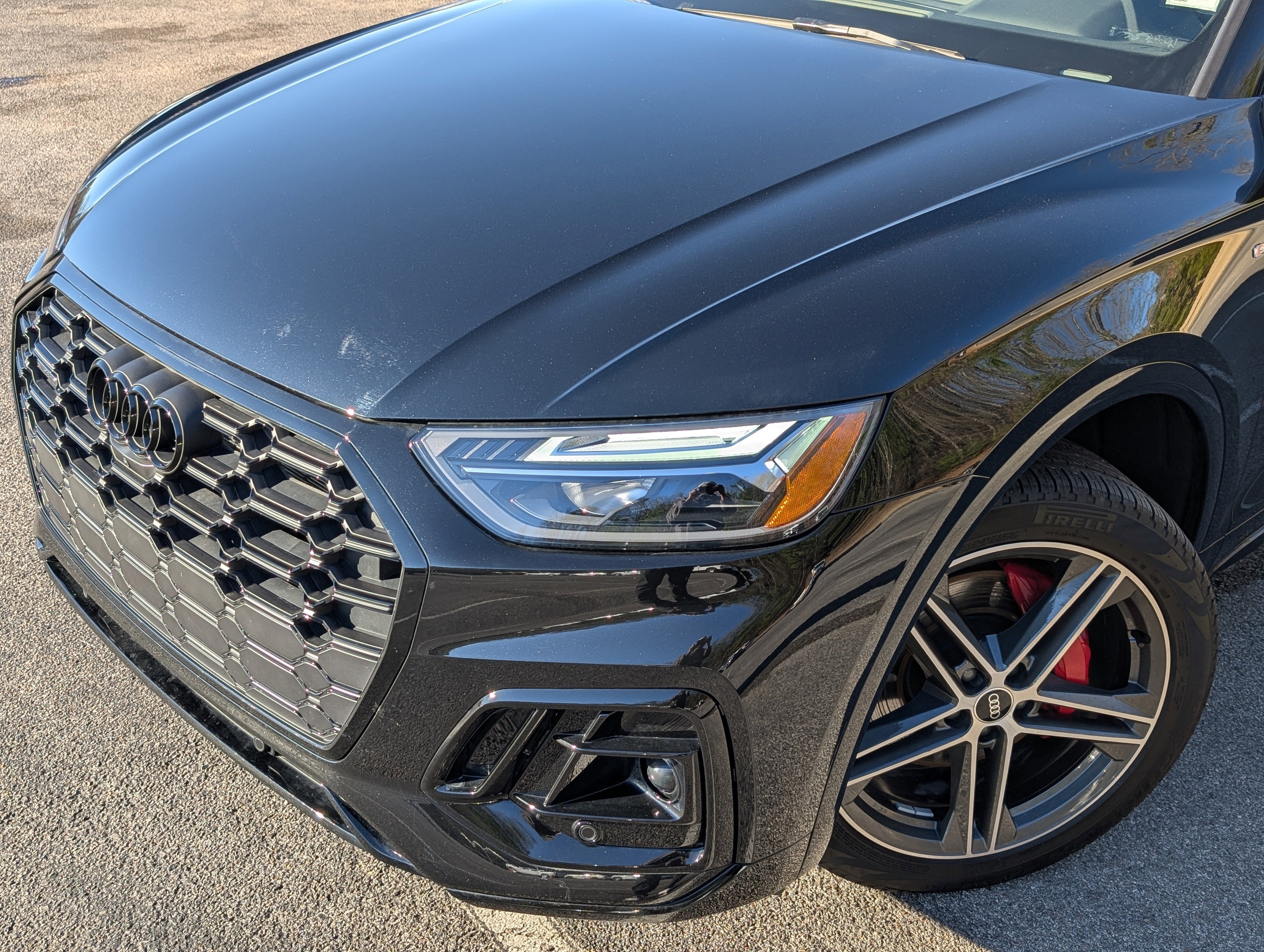 Used 2024 Audi Q5 e Premium Plus w/ Premium Plus Package image 14