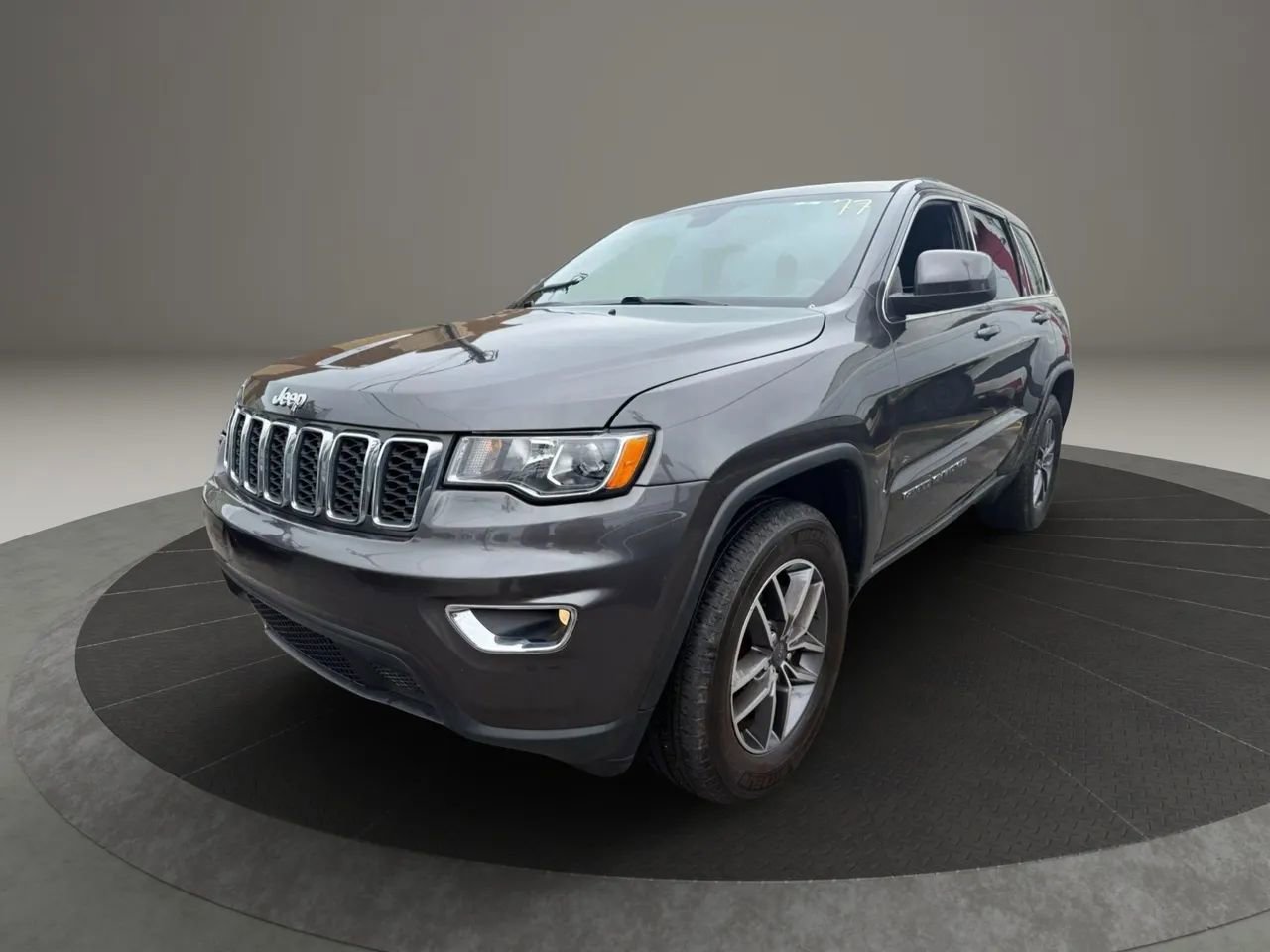 Used 2019 Jeep Grand Cherokee Laredo w/ Laredo X Package