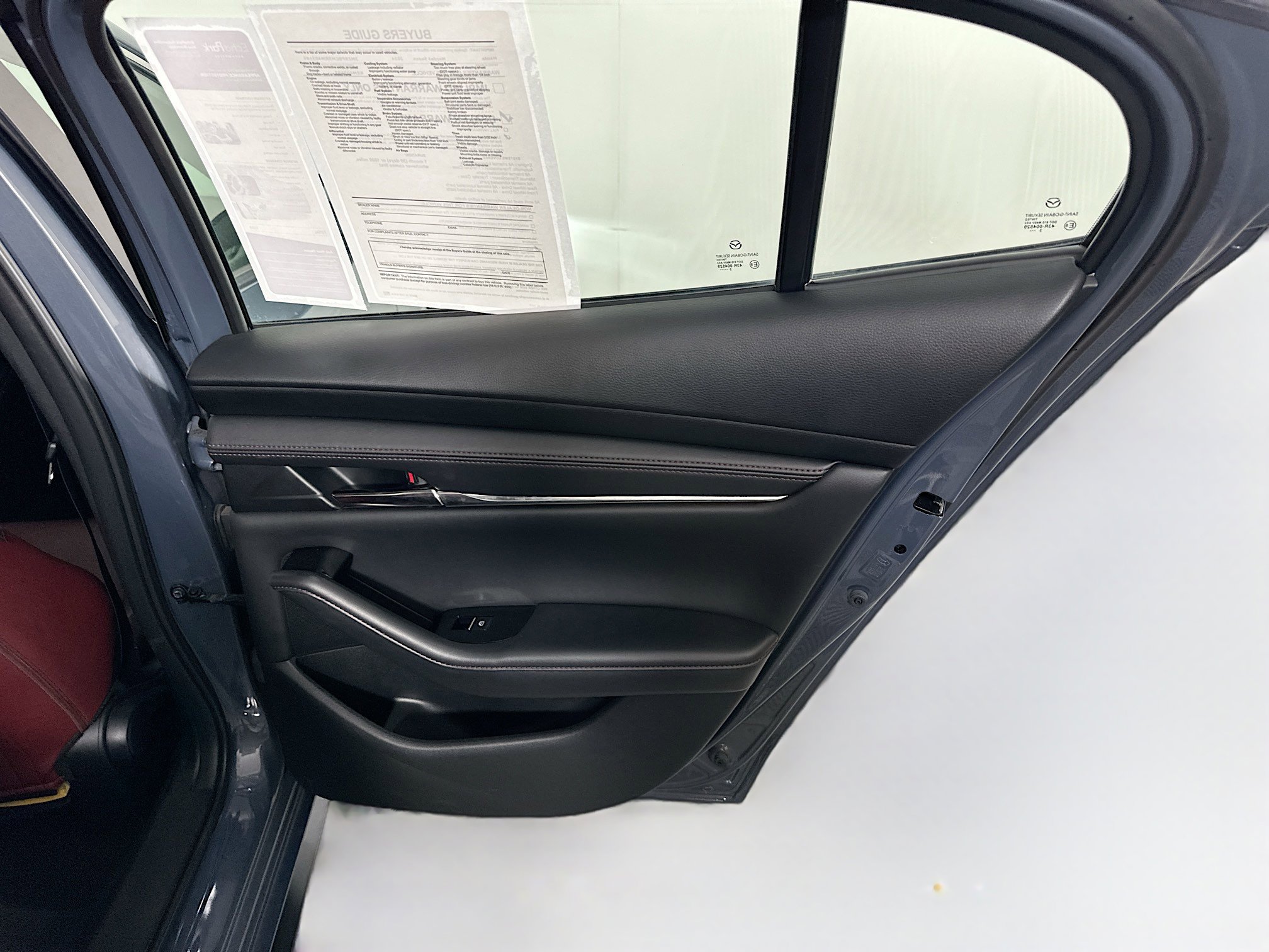 Used 2024 MAZDA MAZDA3 s image 30