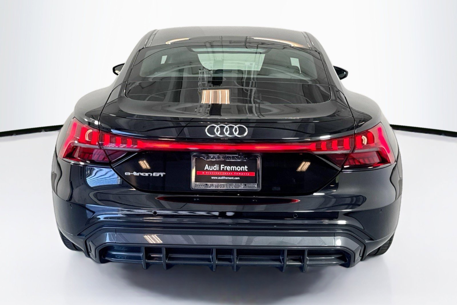 Used 2023 Audi e-tron GT Premium Plus AWD/4WD image 6