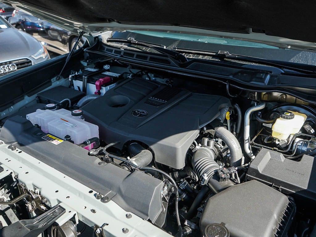 New 2026 Toyota Tundra SR5 image 7