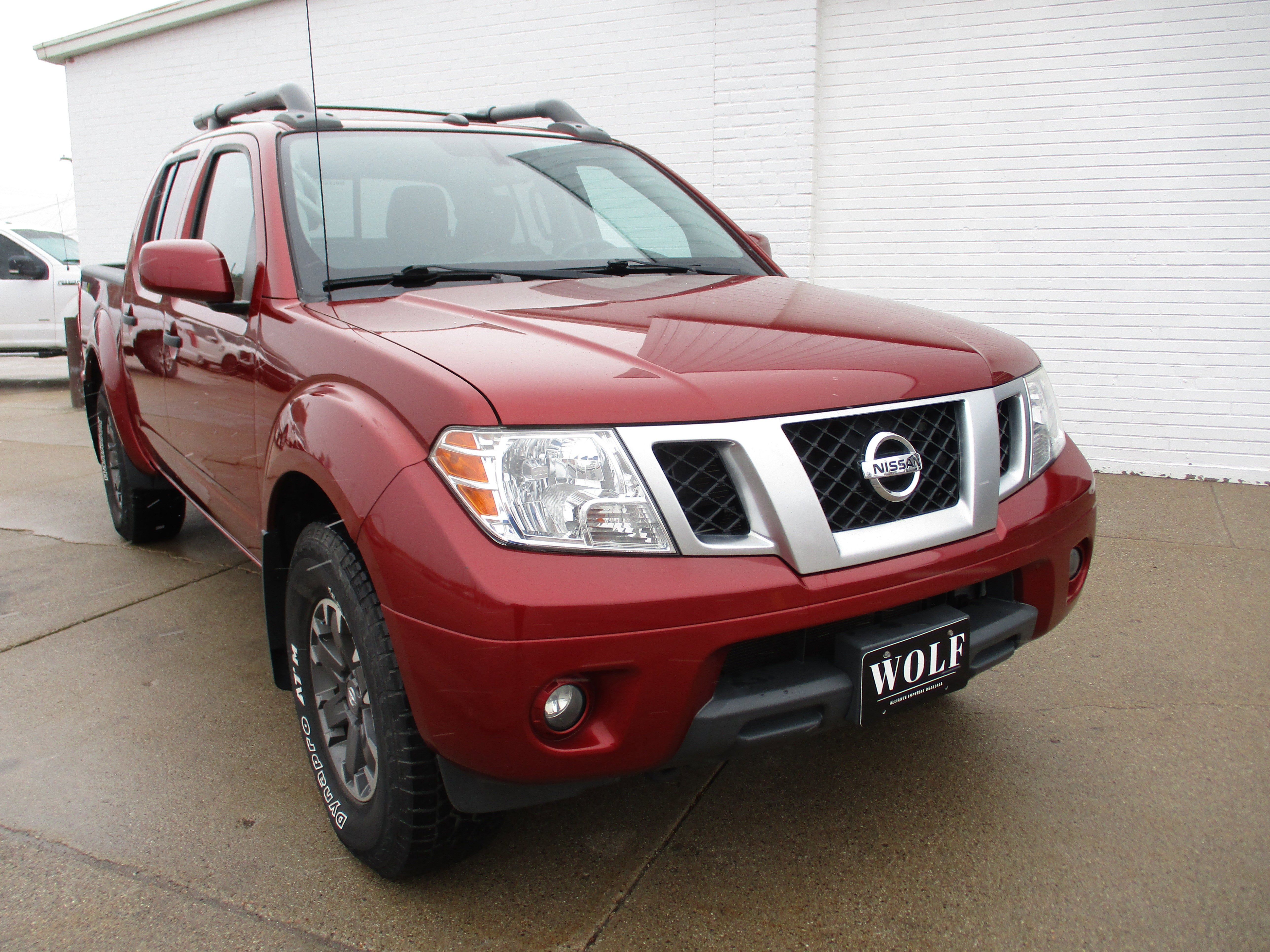 Used 2020 Nissan Frontier PRO-4X AWD/4WD image 1