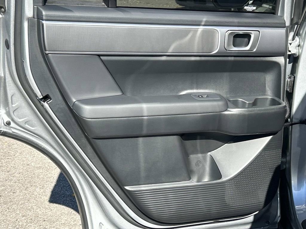 New 2026 Hyundai Santa Fe SE image 19