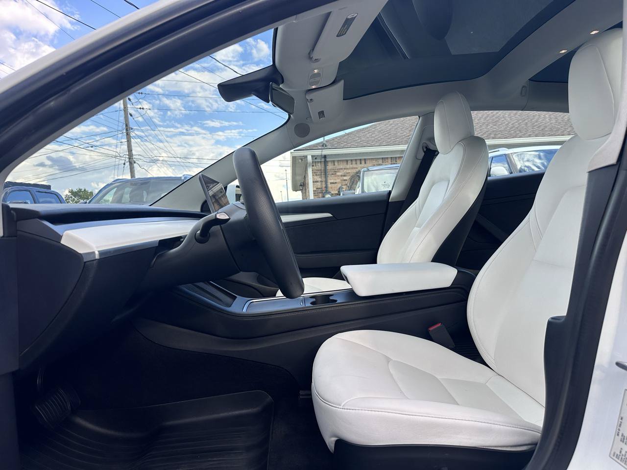 Used 2022 Tesla Model 3 Long Range AWD/4WD image 10