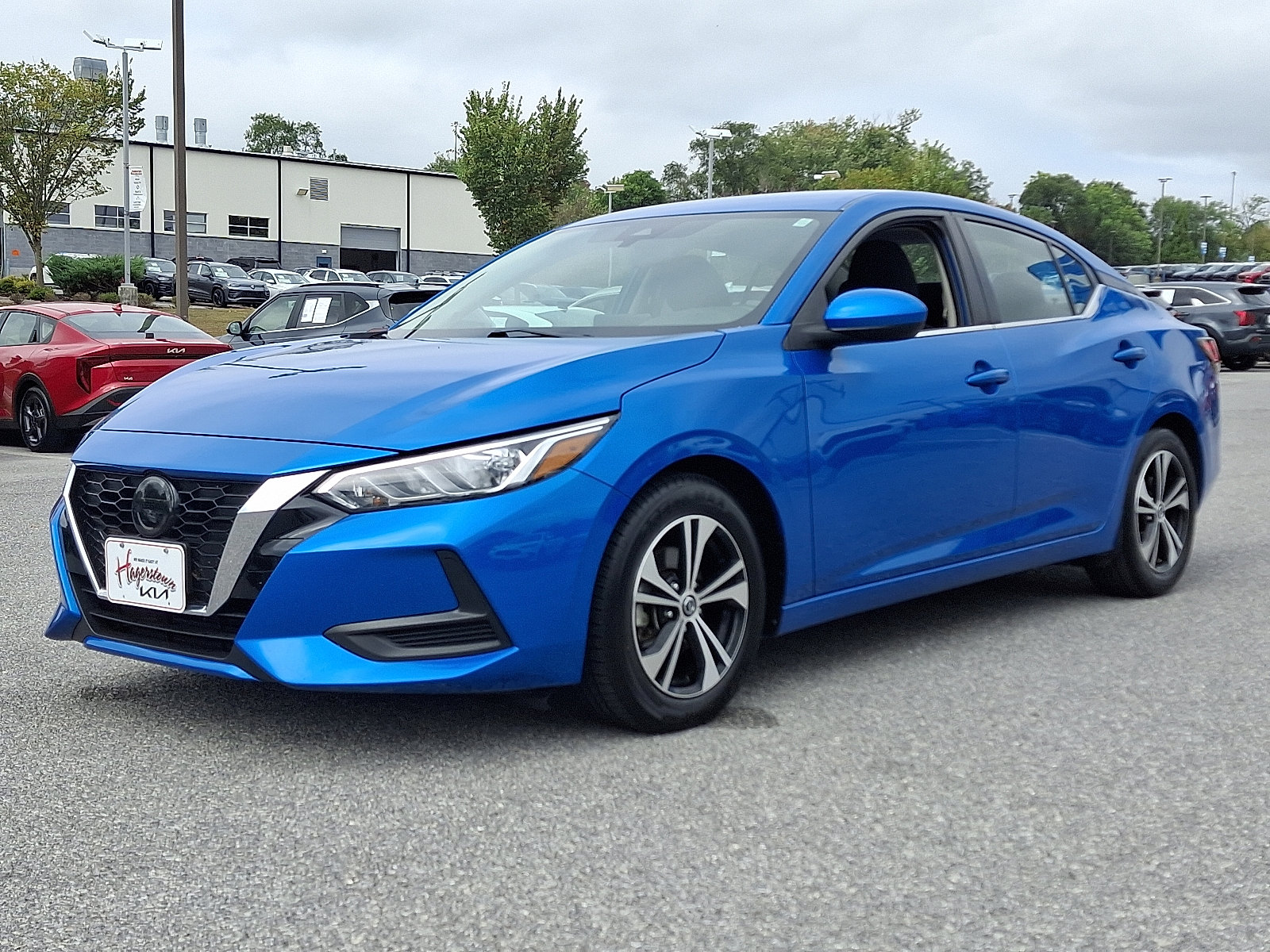 Used 2022 Nissan Sentra SV image 3